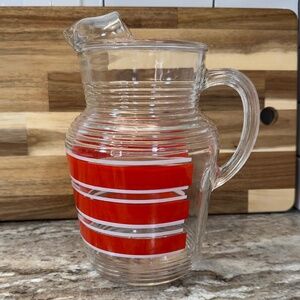 🌼 Vintage Ribbed Glass Pitcher • Bold Red & White Stripes • Retro 70s Style 🌼